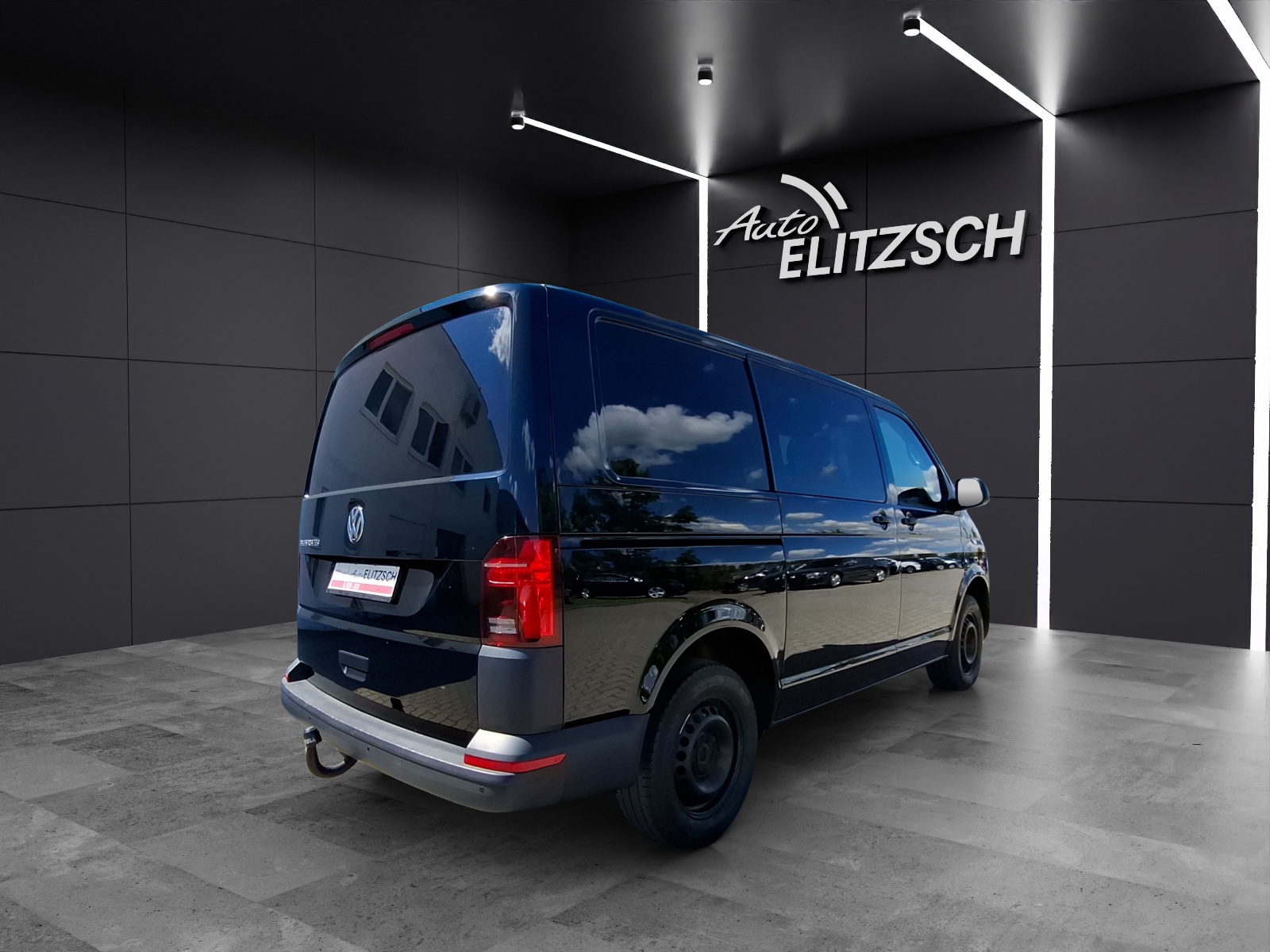 Fahrzeugabbildung Volkswagen T6 Kombi T6.1 TDI DSG 5-Si LED AHK Klima GRA PDC SH