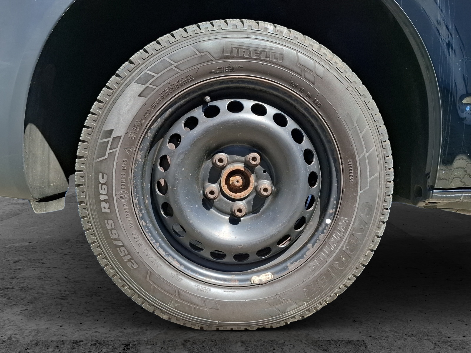 Fahrzeugabbildung Volkswagen T6 Kombi T6.1 TDI DSG 5-Si LED AHK Klima GRA PDC SH