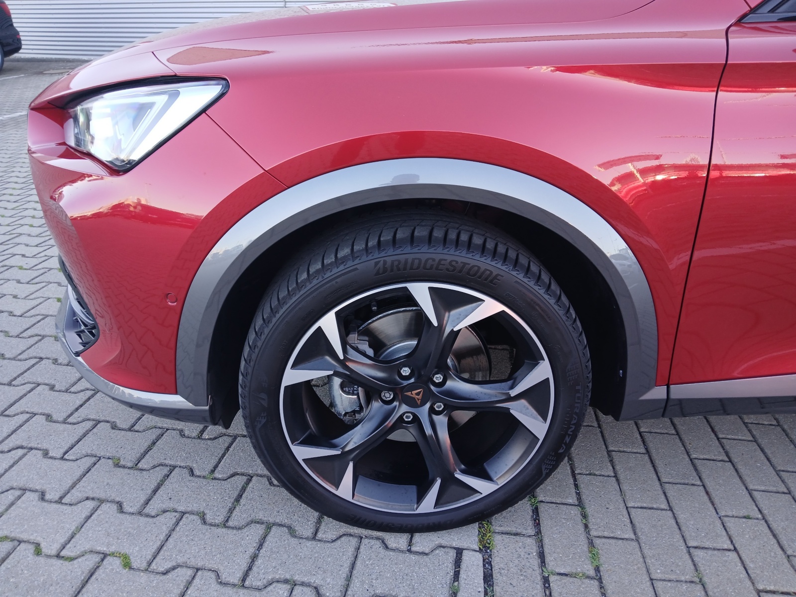 Fahrzeugabbildung CUPRA Formentor 1.5 TSI DSG