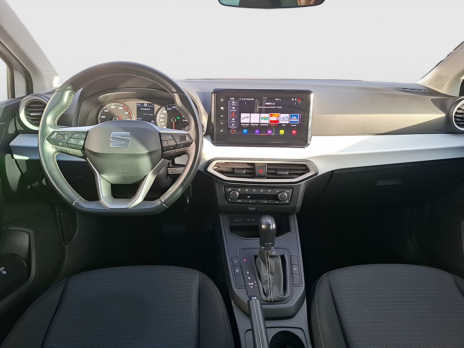 Fahrzeugabbildung SEAT Ibiza TSI Style DSG LED Navi ACC RFK SH