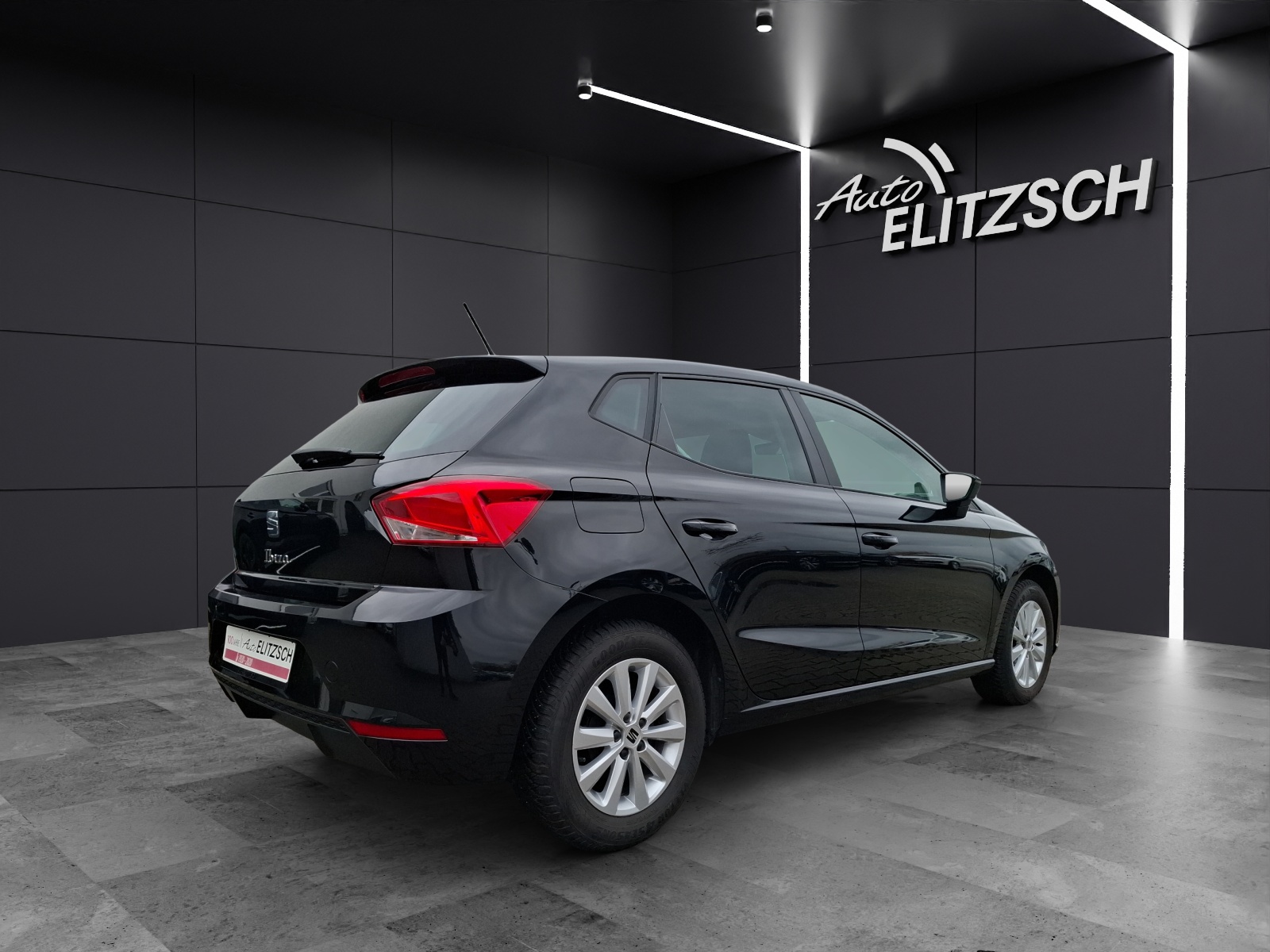 Fahrzeugabbildung SEAT Ibiza TSI Style LED Navi ACC SH LM