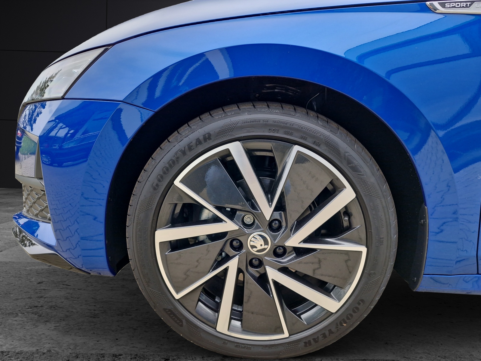 Fahrzeugabbildung SKODA Octavia Combi 1.5 TSI mHEV Sportline DSG ACC NAVI LED