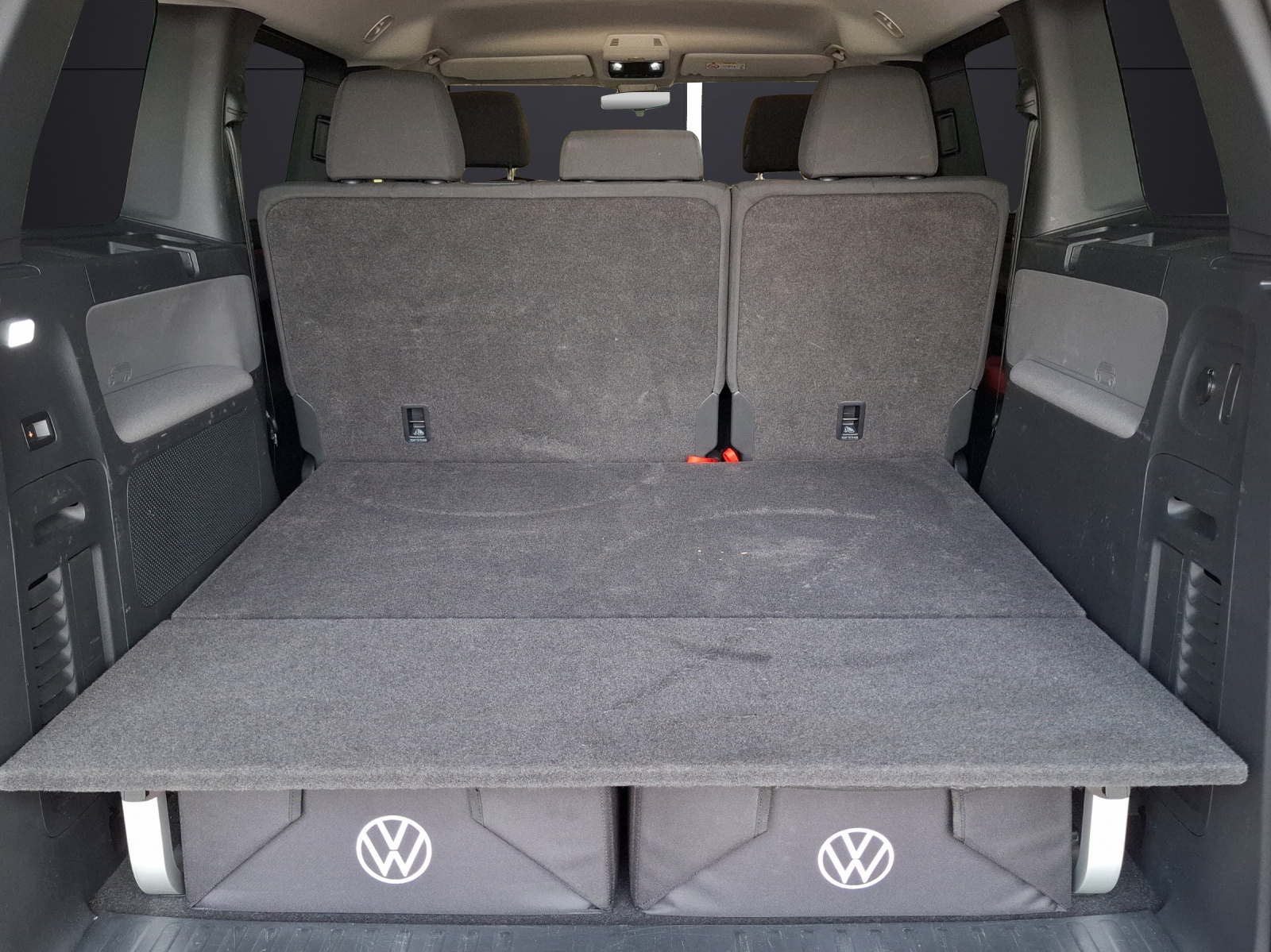 Fahrzeugabbildung Volkswagen ID. Buzz Pro 5-Si LED AHK Navi ACC RFK SH 19