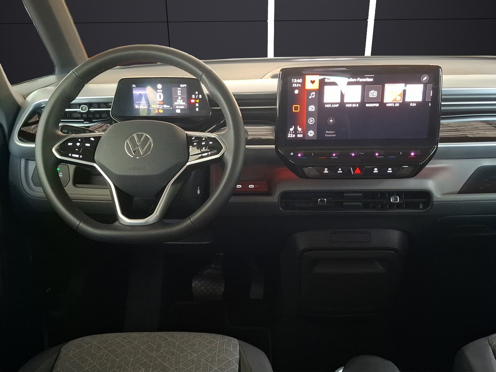 Fahrzeugabbildung Volkswagen ID. Buzz Pro 5-Si LED AHK Navi ACC RFK SH 19