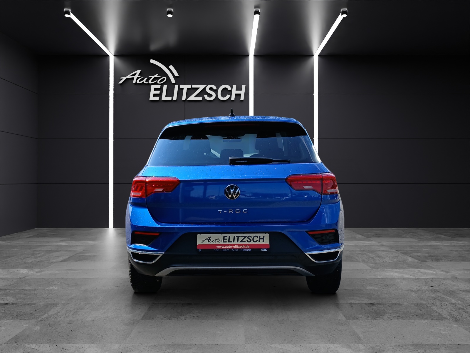 Fahrzeugabbildung Volkswagen T-Roc TSI Style LED AHK Navi ACC RFK SHZ