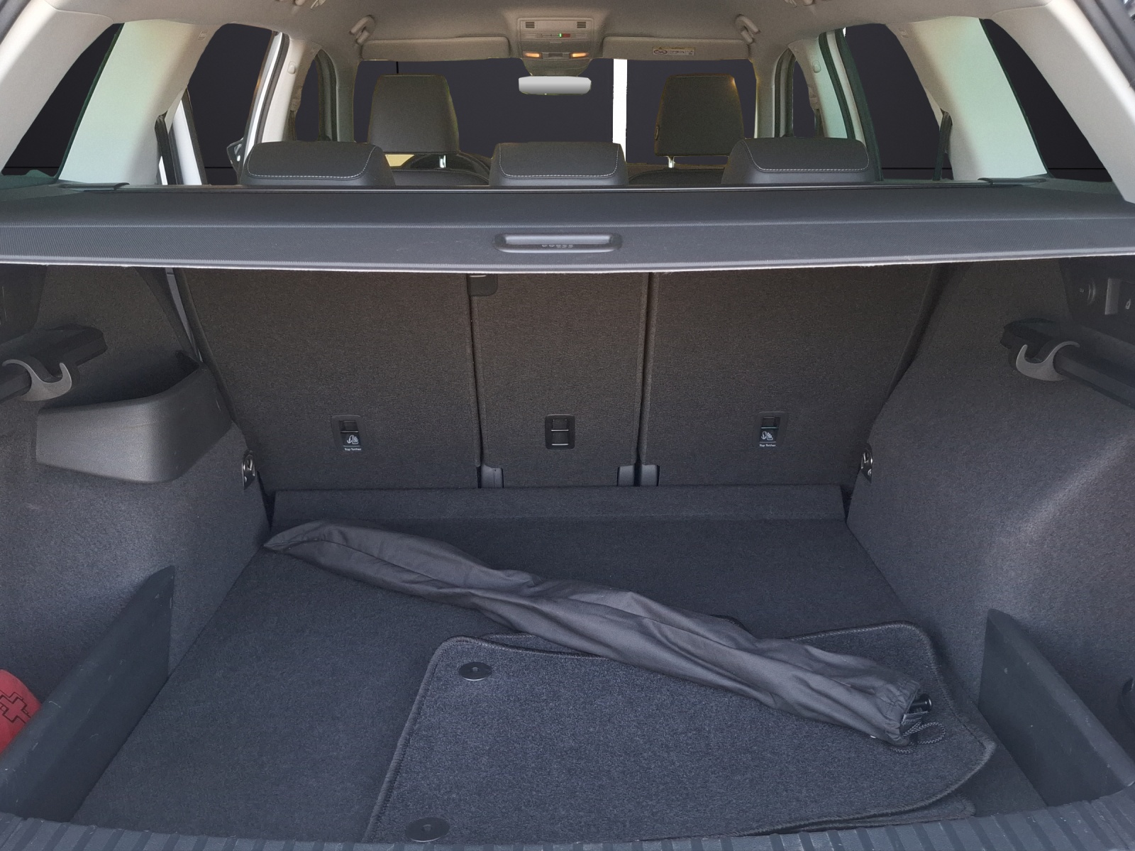 Fahrzeugabbildung SKODA Kodiaq TSI Style DSG 4x4 Matrix Navi AID ACC RFK SH