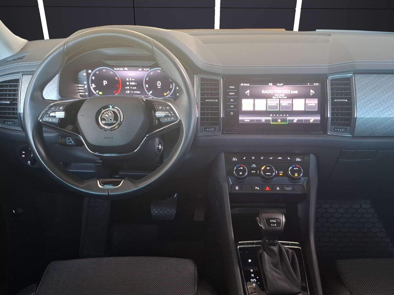 Fahrzeugabbildung SKODA Kodiaq TSI Style DSG 4x4 Matrix Navi AID ACC RFK SH