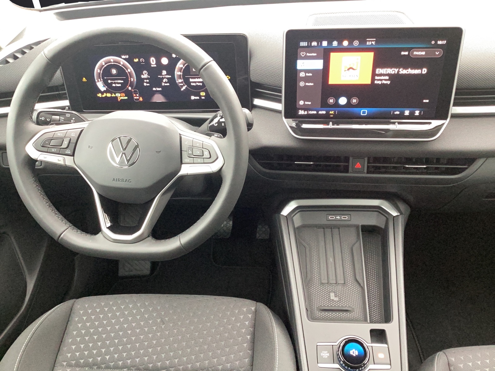 Fahrzeugabbildung Volkswagen T-Roc Trend AHZV LED DAB