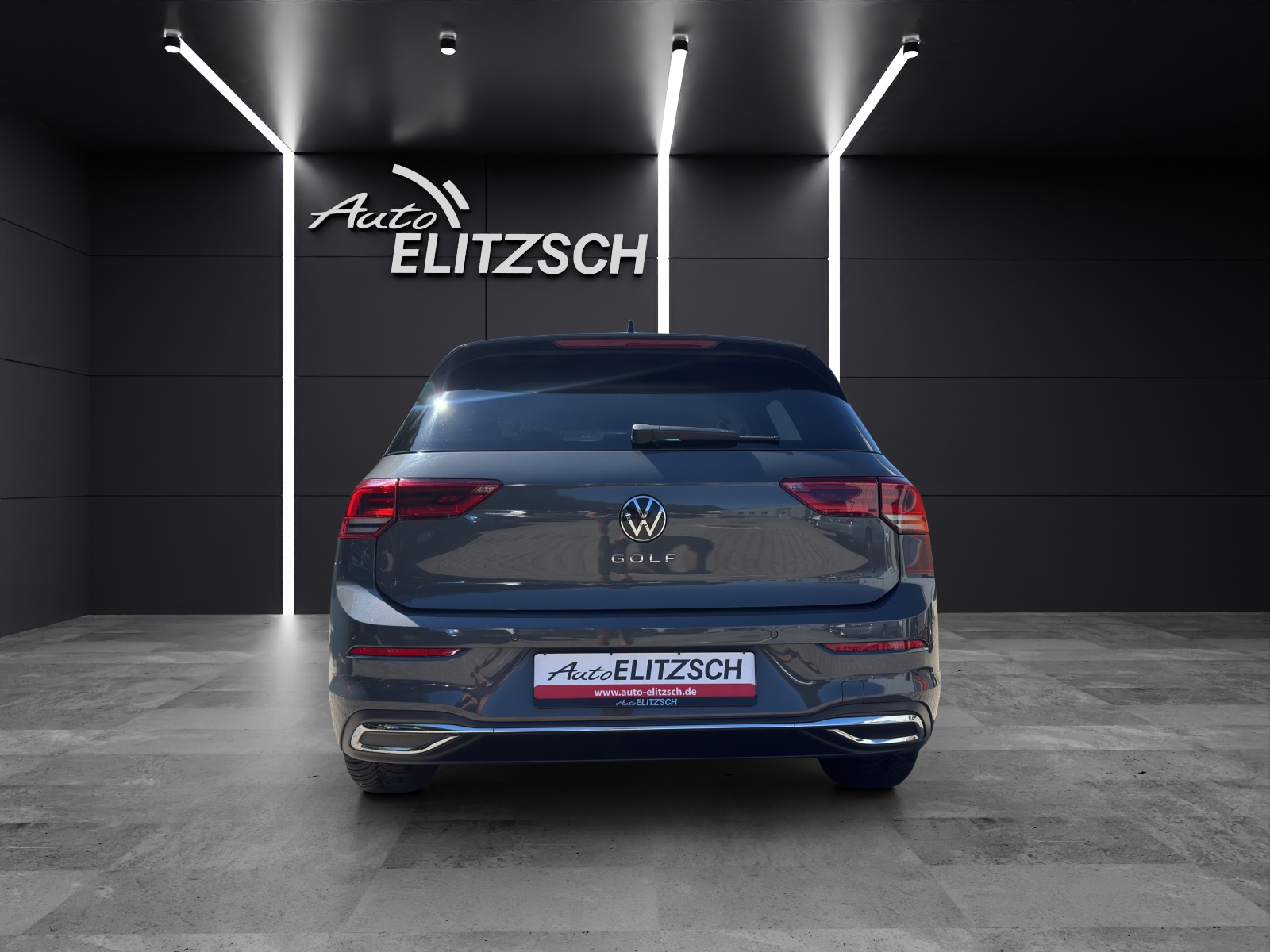 Fahrzeugabbildung Volkswagen Golf VIII Active TDI DSG LED ACC SHZ PDC NAVI AMBIENTE KLIMA