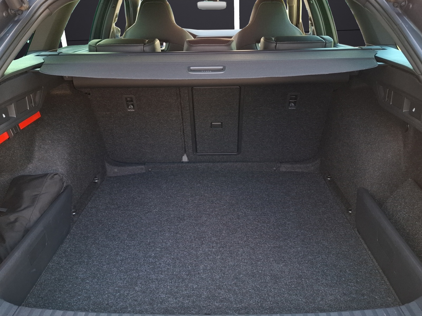 Fahrzeugabbildung SKODA Octavia Combi TDI RS Plus 4x4 Matrix Navi HUD AID ACC RFK SH 19