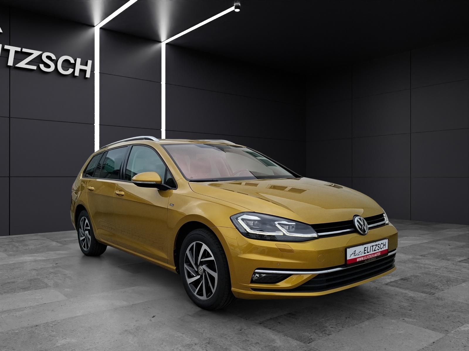 Fahrzeugabbildung Volkswagen Golf VII Variant TSI Join DSG LED AHK Navi ACC PDC SH
