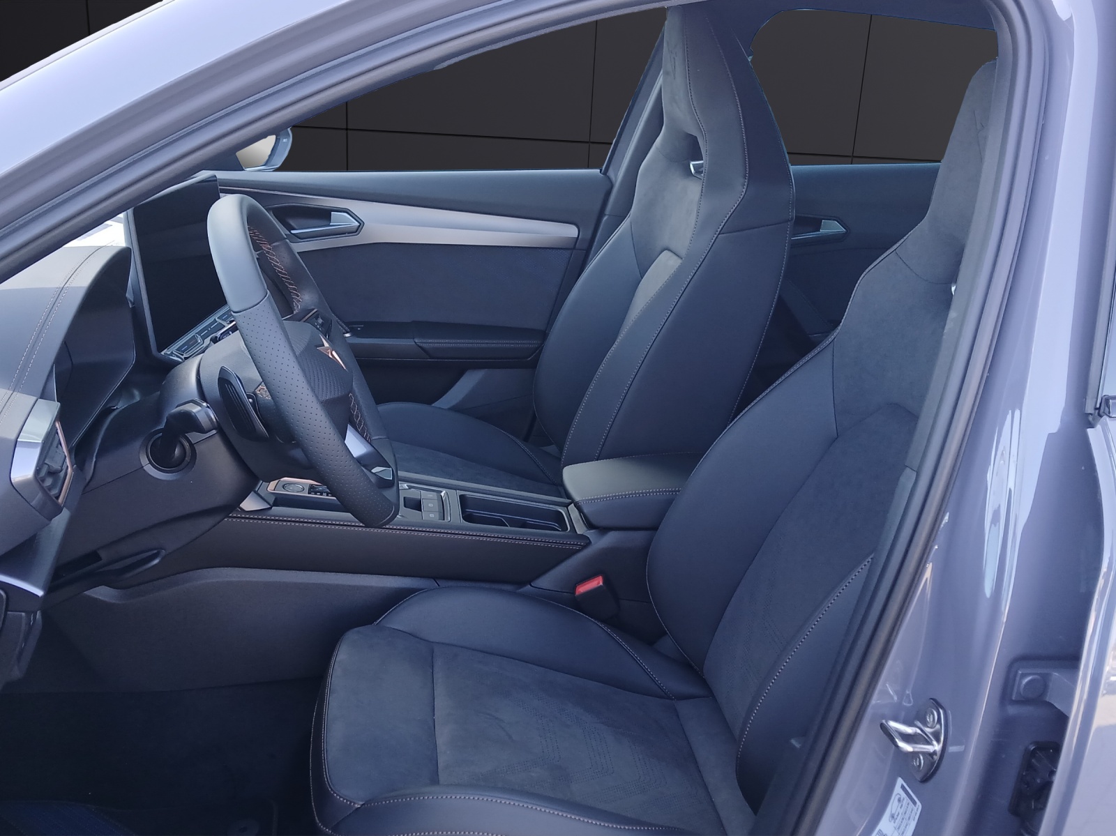 Fahrzeugabbildung CUPRA Formentor VZ 1.5 TSI e-Hybrid AHK MATRIX Navi