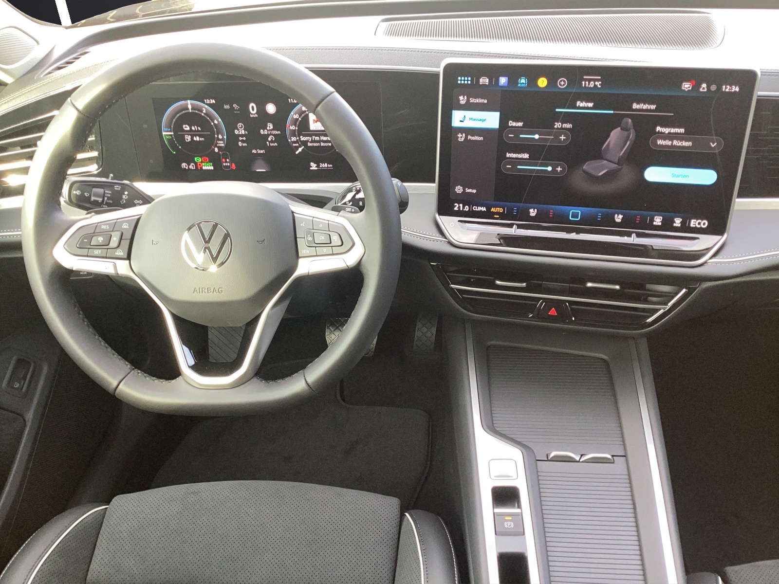 Fahrzeugabbildung Volkswagen Passat Variant Business AHZV LED DAB+ ACC