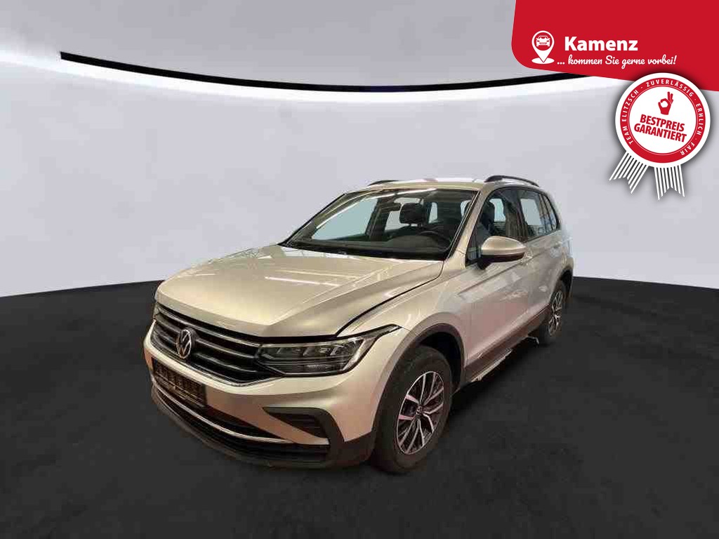 Volkswagen Tiguan TSI Life LED Navi ACC PDC SH