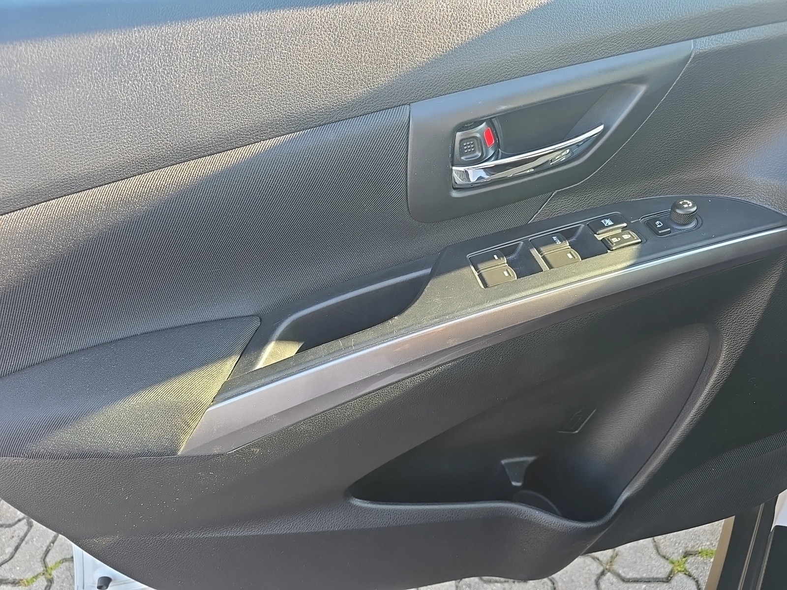 Fahrzeugabbildung Suzuki S-Cross Comfort 4x4 Hybrid LED Navi AHK ACC RFK Pano SH