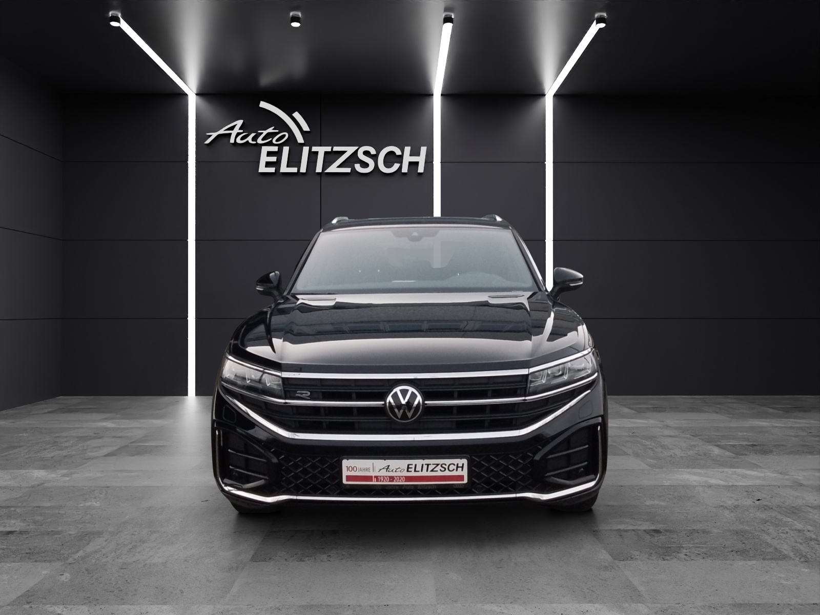 Fahrzeugabbildung Volkswagen Touareg TDI R-Line Matrix AHK RFK HuD LUFT ACC SH LM