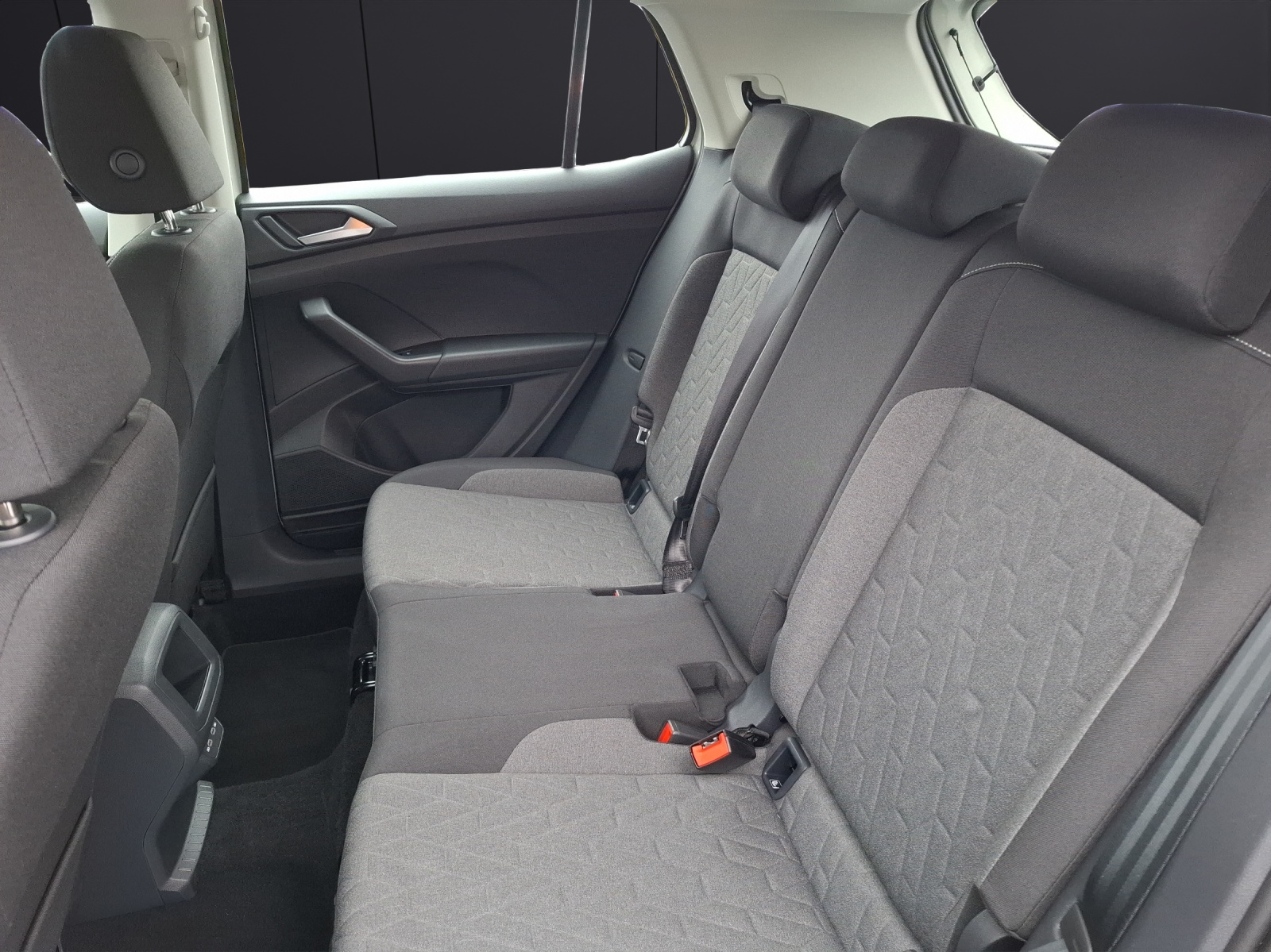 Fahrzeugabbildung Volkswagen T-Cross TSI Life DSG LED CarPlay AID ACC RFK SH LM