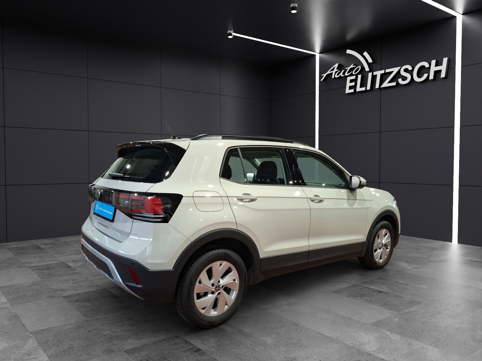 Fahrzeugabbildung Volkswagen T-Cross TSI Life DSG LED CarPlay AID ACC RFK SH LM