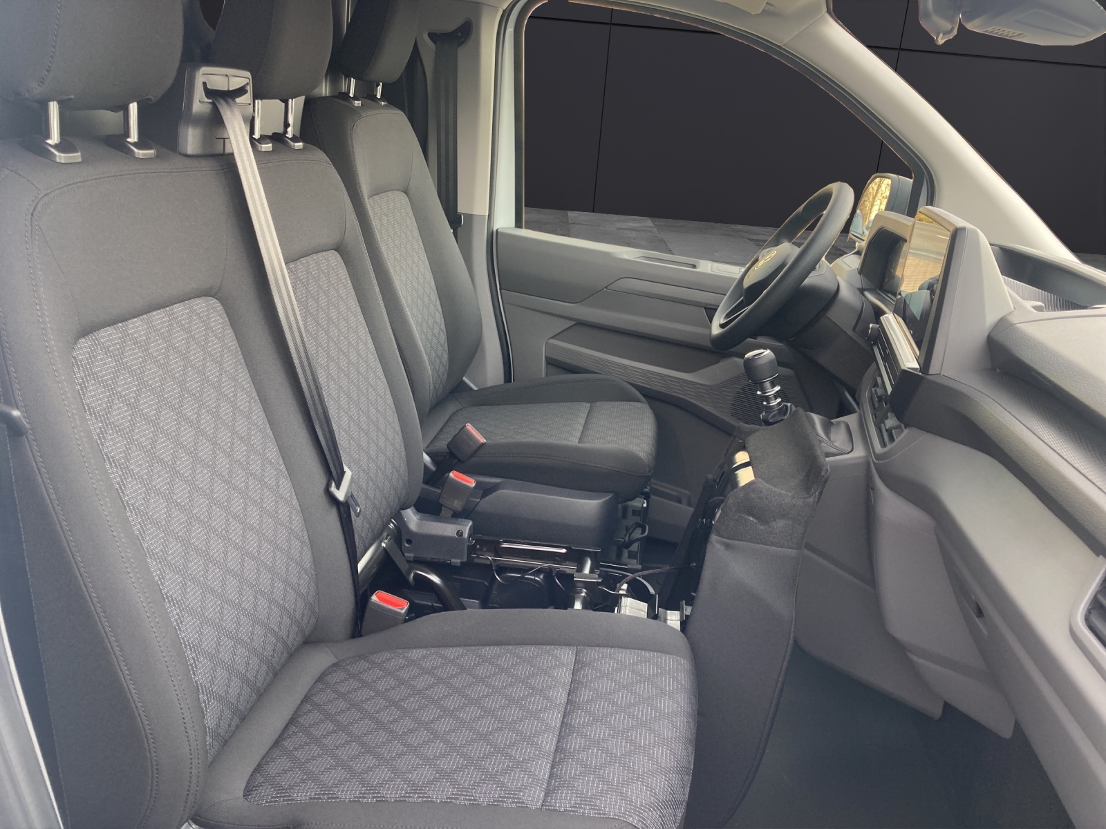 Fahrzeugabbildung Volkswagen T7 Transporter TDI Kasten AHK LaneAssist PDK