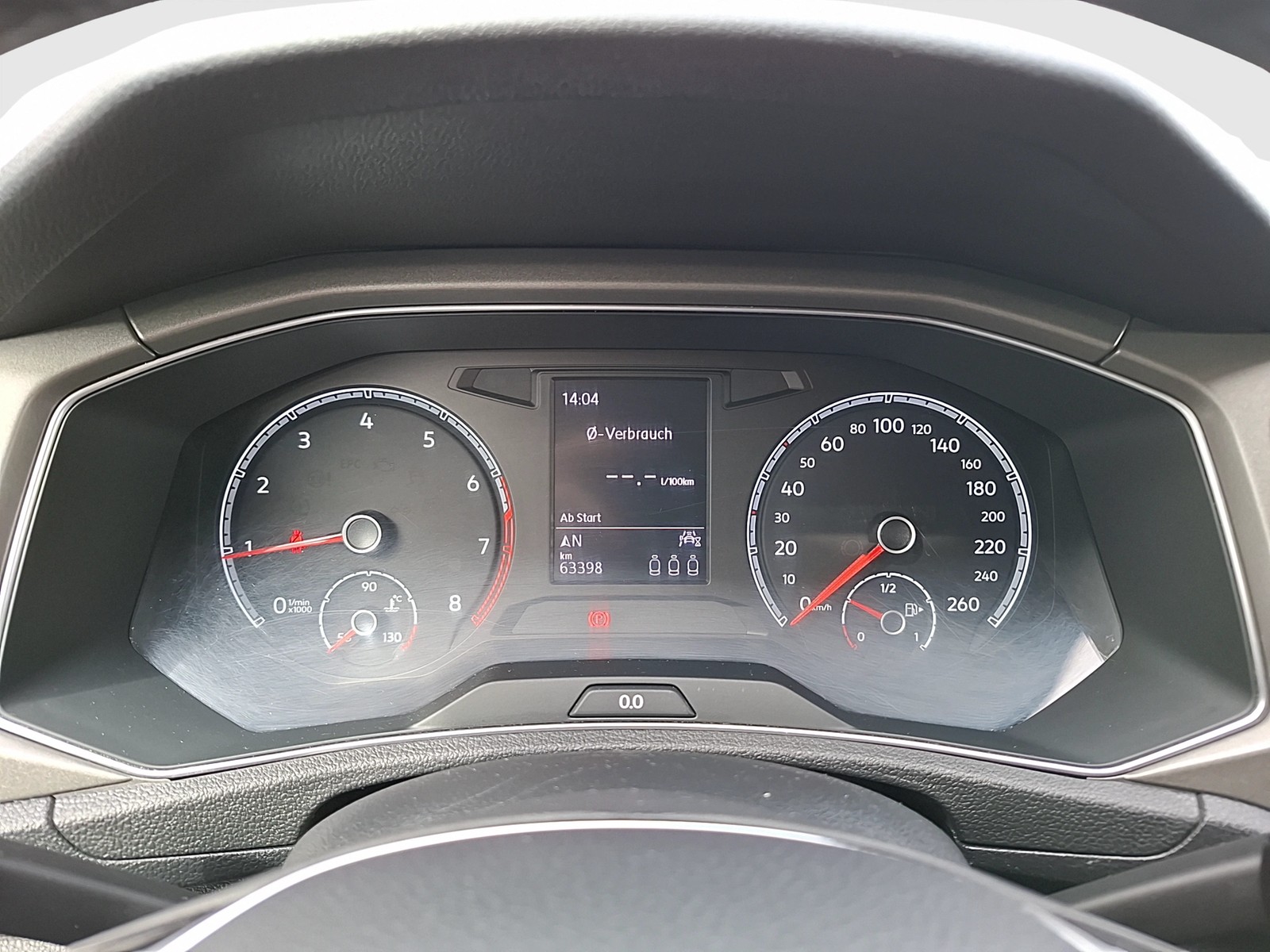 Fahrzeugabbildung Volkswagen T-Roc TSI Style LED AHK Navi ACC RFK SH
