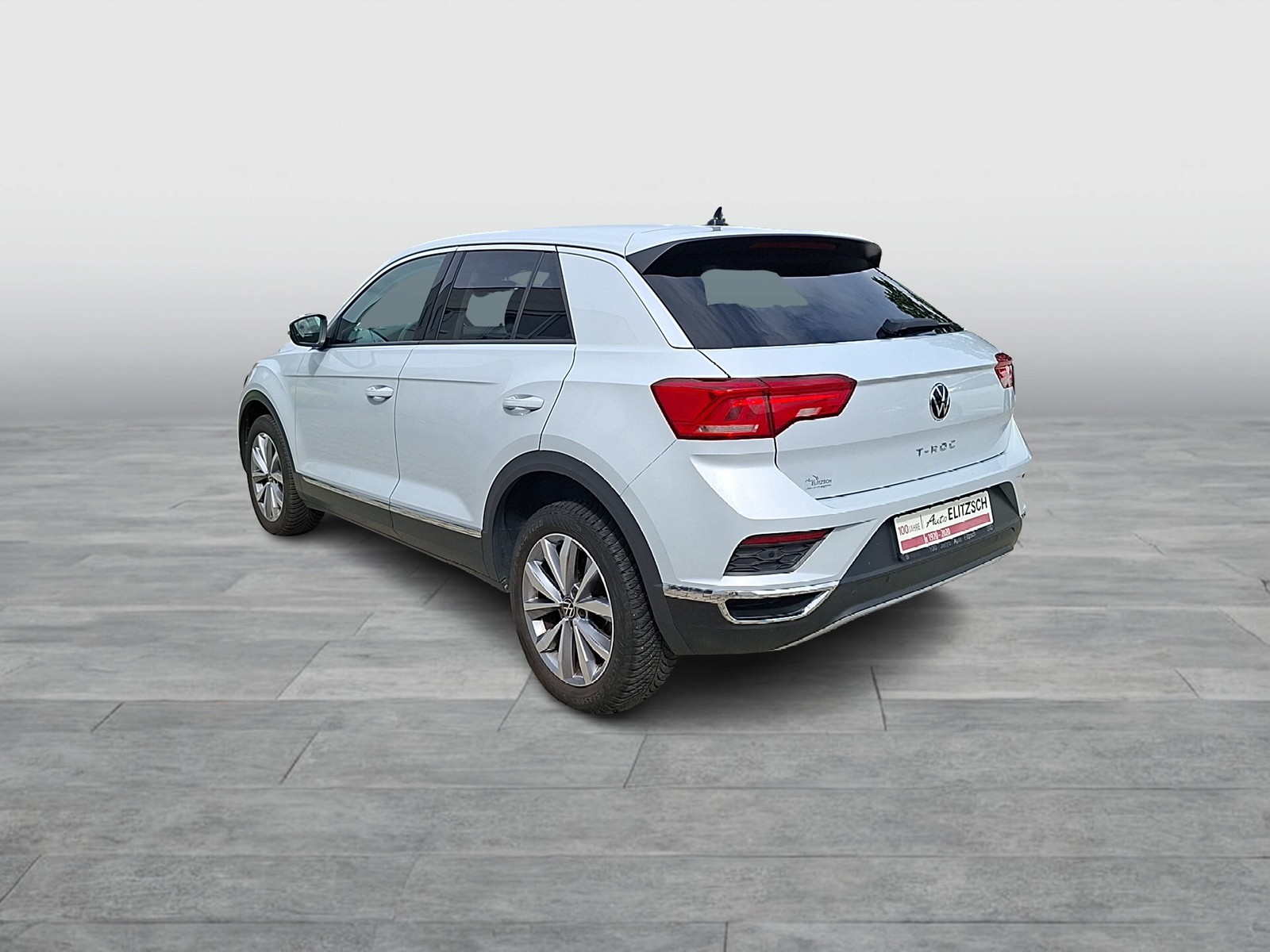 Fahrzeugabbildung Volkswagen T-Roc TSI Style LED AHK Navi ACC RFK SH