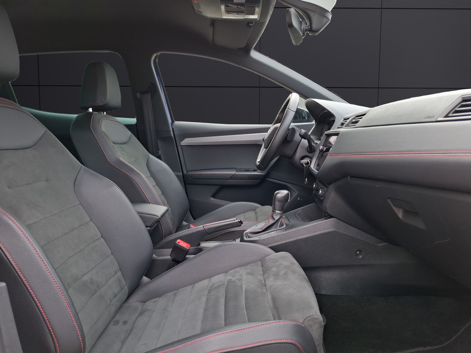 Fahrzeugabbildung SEAT Ibiza TSI FR-Line Beats DSG LED Navi AID ACC RFK SH 18