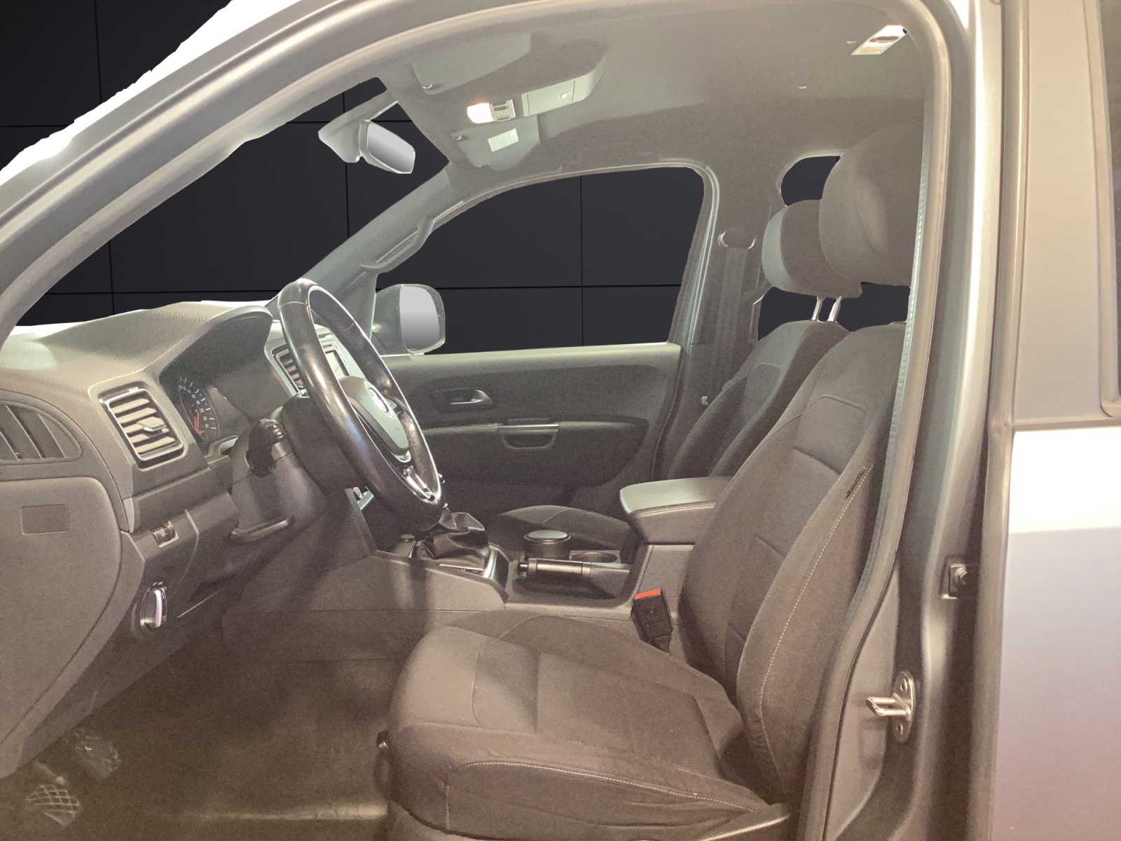 Fahrzeugabbildung Volkswagen Amarok TDI DC Dark Label 4Motion Bi- Xenon, Navi, Sitzh.,PDC, Vorb. AHK