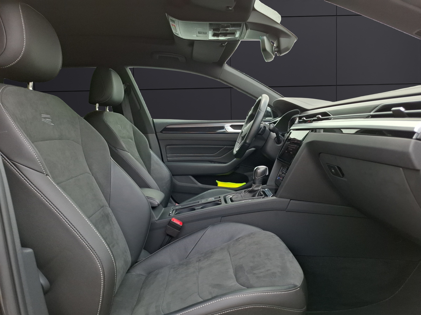 Fahrzeugabbildung Volkswagen Arteon SB TSI R-Line DSG Matrix Navi Pano AID ACC RFK SH