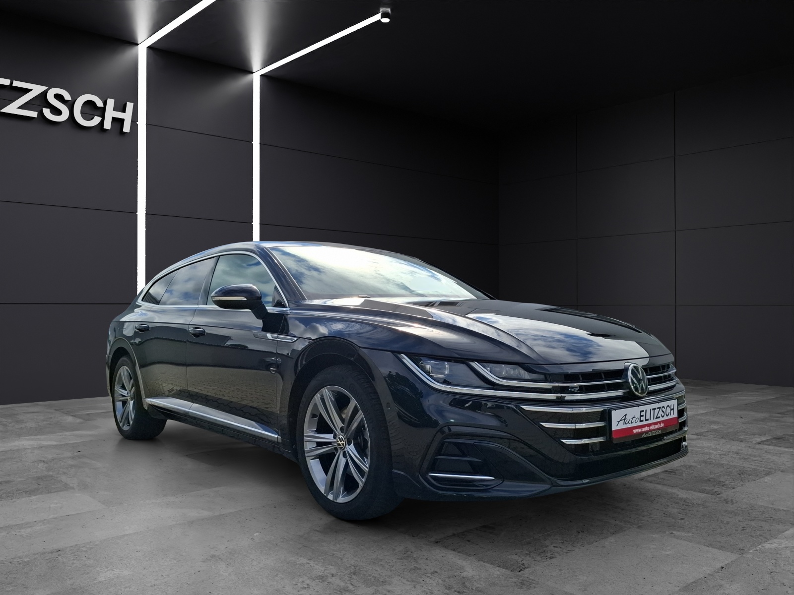 Fahrzeugabbildung Volkswagen Arteon SB TSI R-Line DSG Matrix Navi Pano AID ACC RFK SH