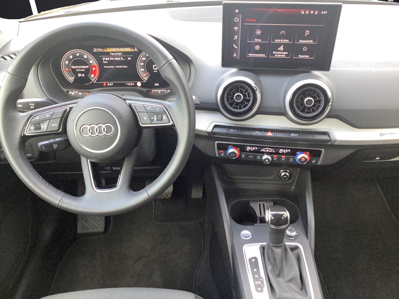 Fahrzeugabbildung Audi Q2 advanced 35 TFSI s tronic LED-Scheinwerfer, Audi virtual Cockpit,