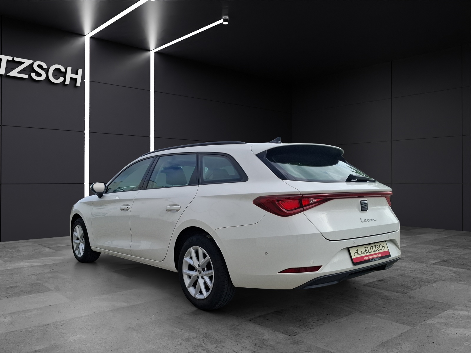 Fahrzeugabbildung SEAT Leon ST TDI Style DSG LED Navi ACC RFK SH