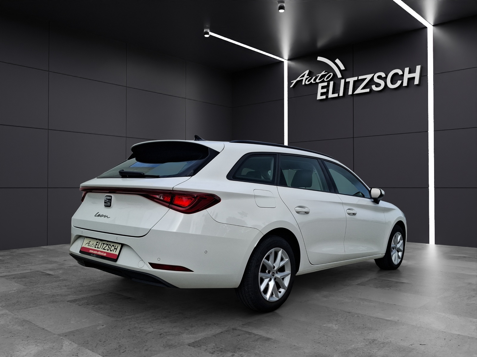 Fahrzeugabbildung SEAT Leon ST TDI Style DSG LED Navi ACC RFK SH