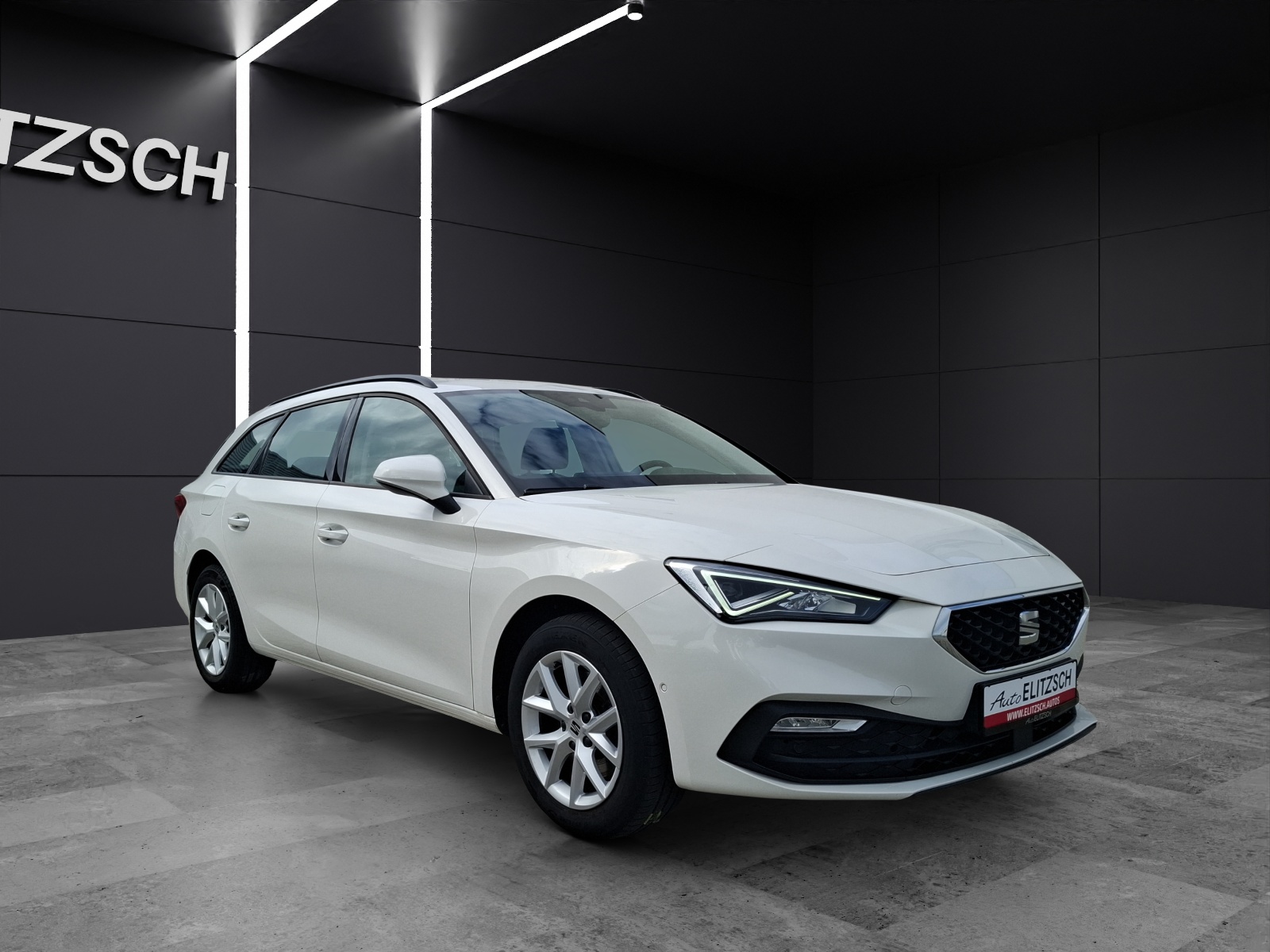 Fahrzeugabbildung SEAT Leon ST TDI Style DSG LED Navi ACC RFK SH