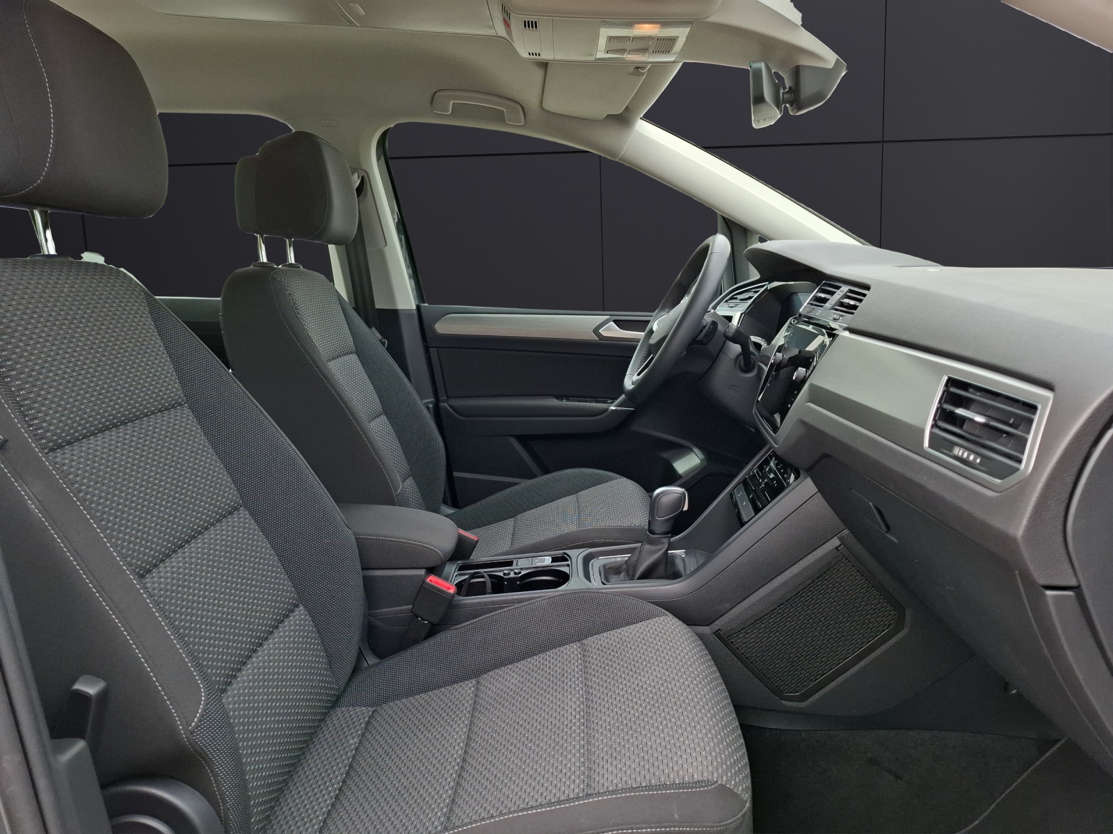 Fahrzeugabbildung Volkswagen Touran TSI Comfortline DSG 7-Si ACC PDC 4xSHZ LHZ