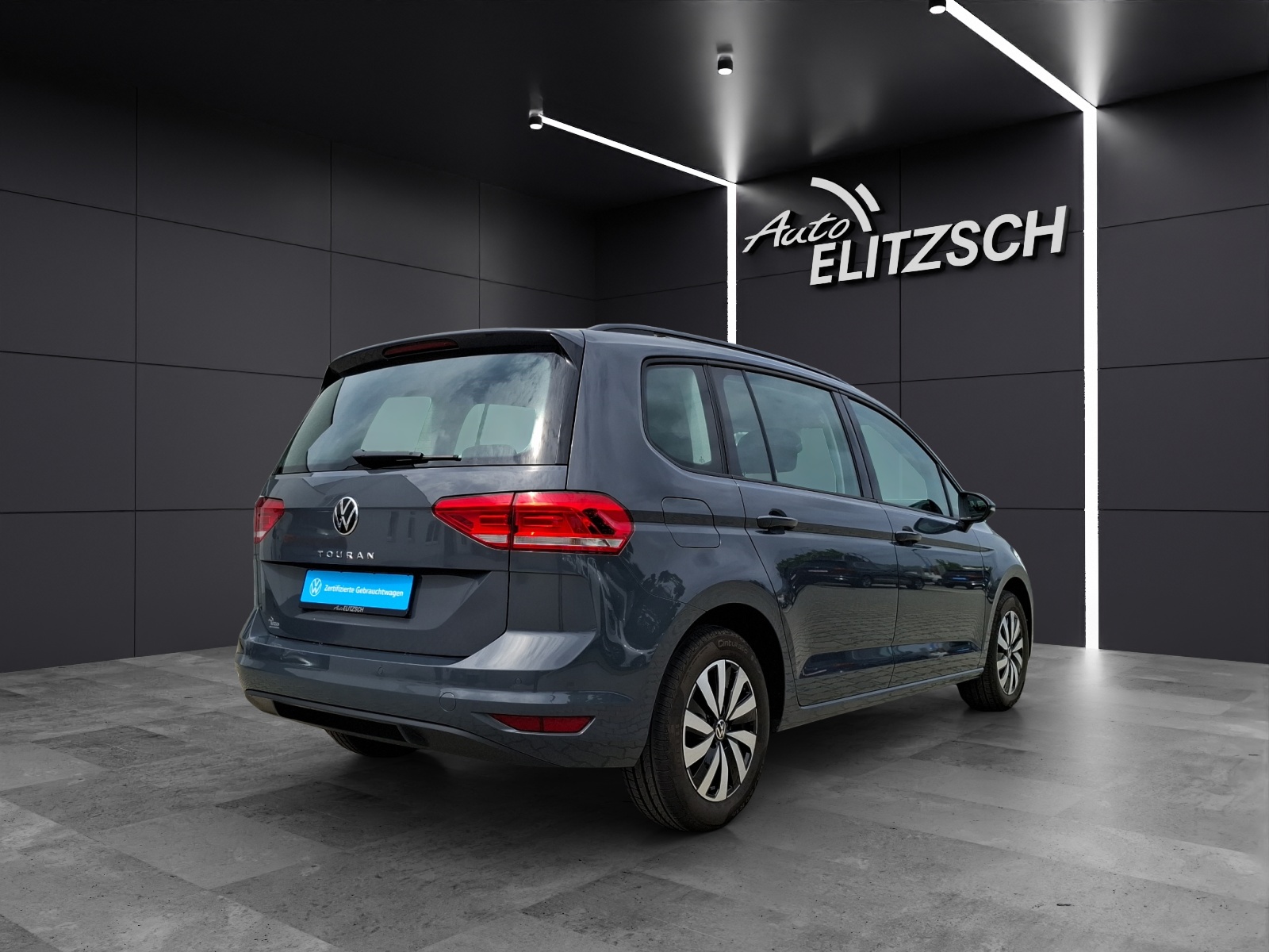 Fahrzeugabbildung Volkswagen Touran TSI Comfortline DSG 7-Si ACC PDC 4xSHZ LHZ