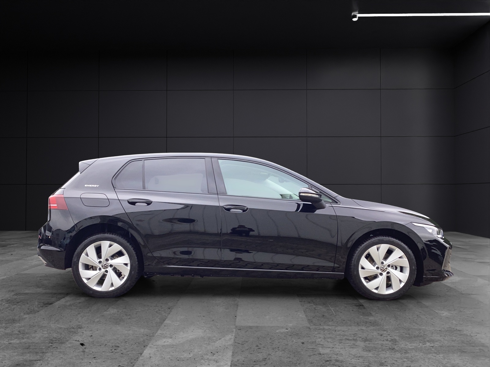 Fahrzeugabbildung Volkswagen Golf Energy AHZV LED DAB ACC