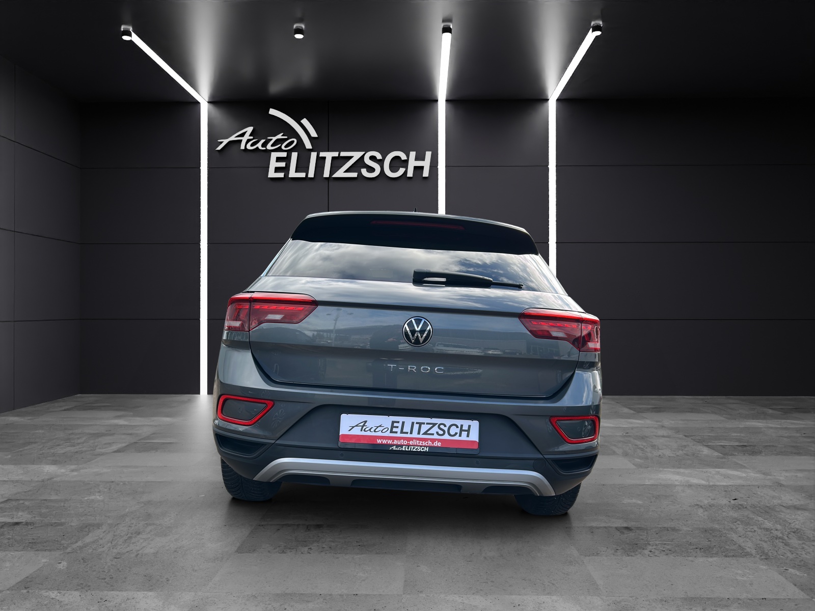 Fahrzeugabbildung Volkswagen T-Roc TSI Life LED Navi AID Park-assist SH