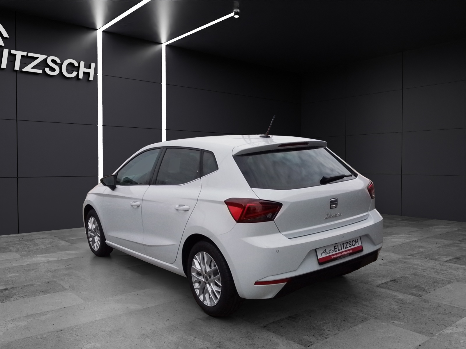 Fahrzeugabbildung SEAT Ibiza Xcellence LED Kamera