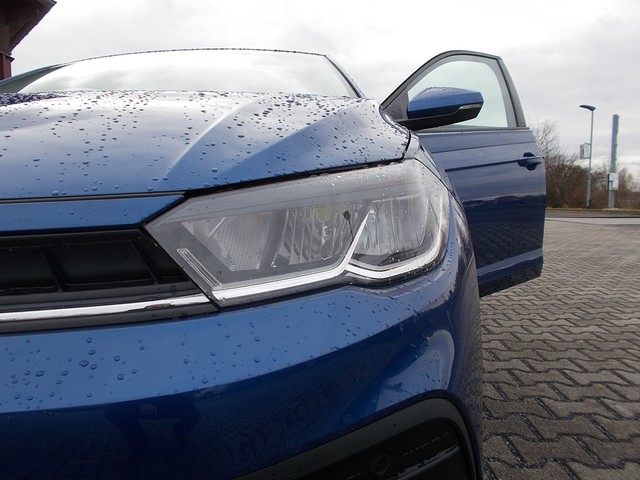 Fahrzeugabbildung Volkswagen Polo TSI Life LED Klima AID GRA PDC SH