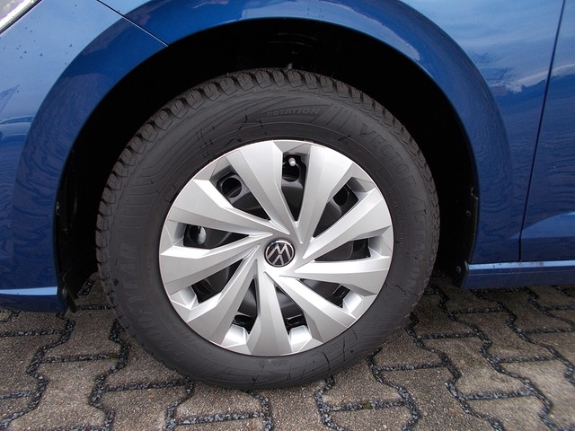 Fahrzeugabbildung Volkswagen Polo TSI Life LED Klima AID GRA PDC SH