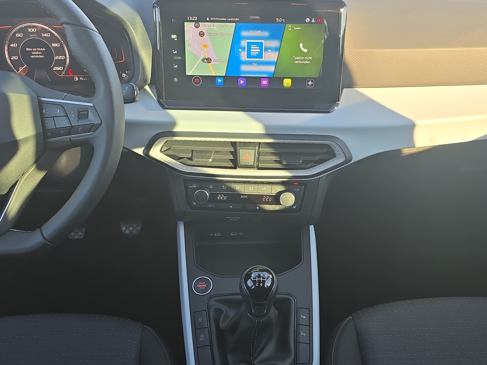 Fahrzeugabbildung SEAT Arona Road Edition 1.0 TSI LED KLIMA KAMERA