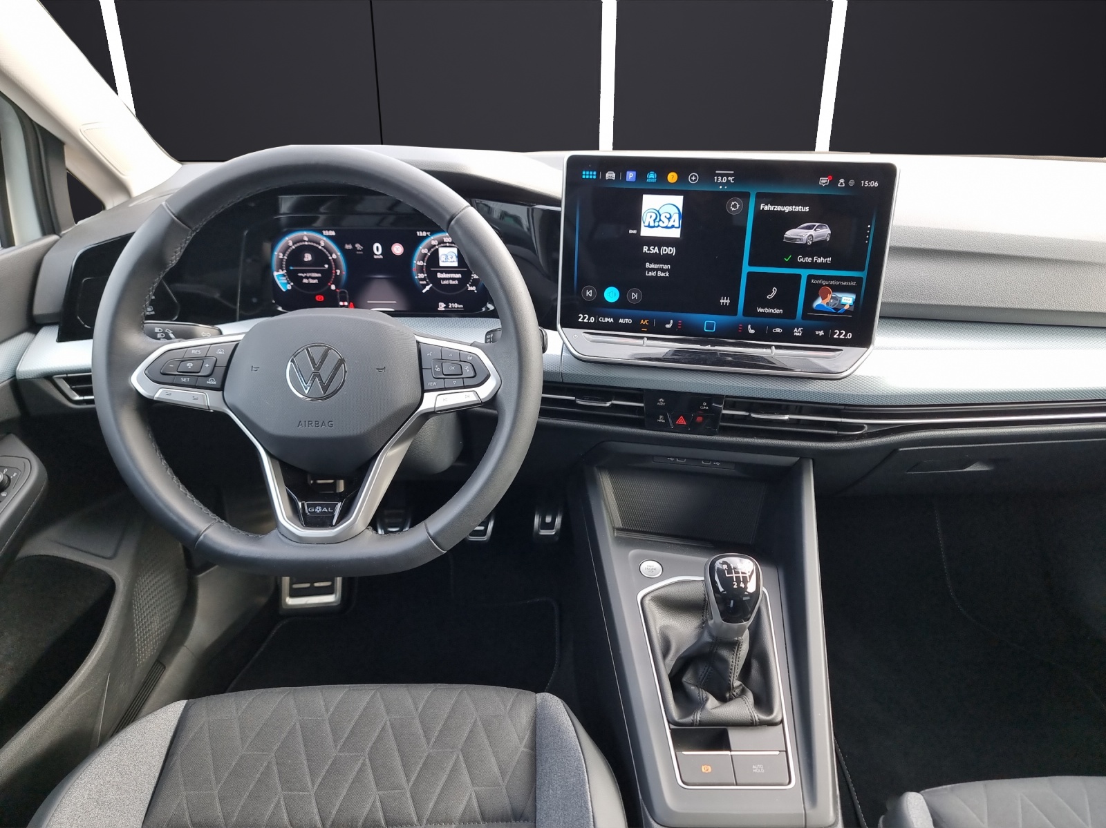 Fahrzeugabbildung Volkswagen Golf VIII TSI Goal STH LED AID ACC Park-Assist SH