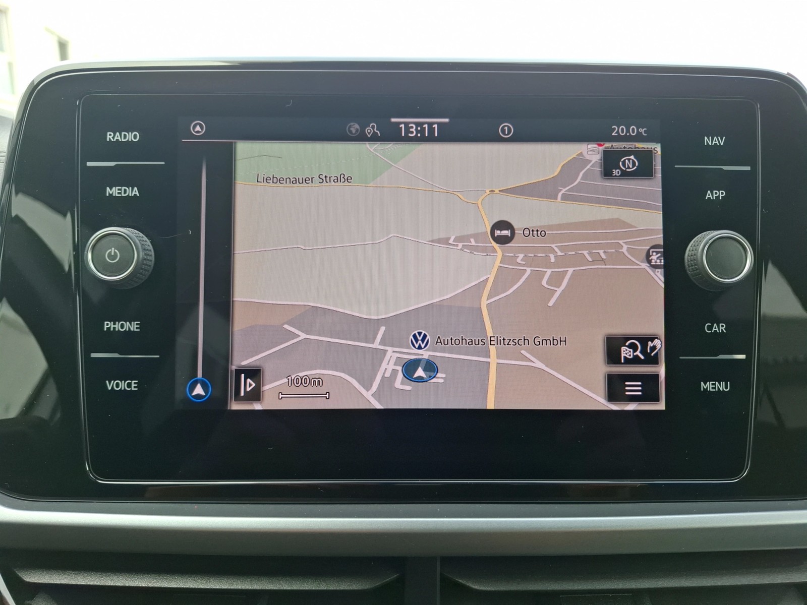Fahrzeugabbildung Volkswagen T-Roc TDI Life DSG LED Navi AID ACC RFK SH