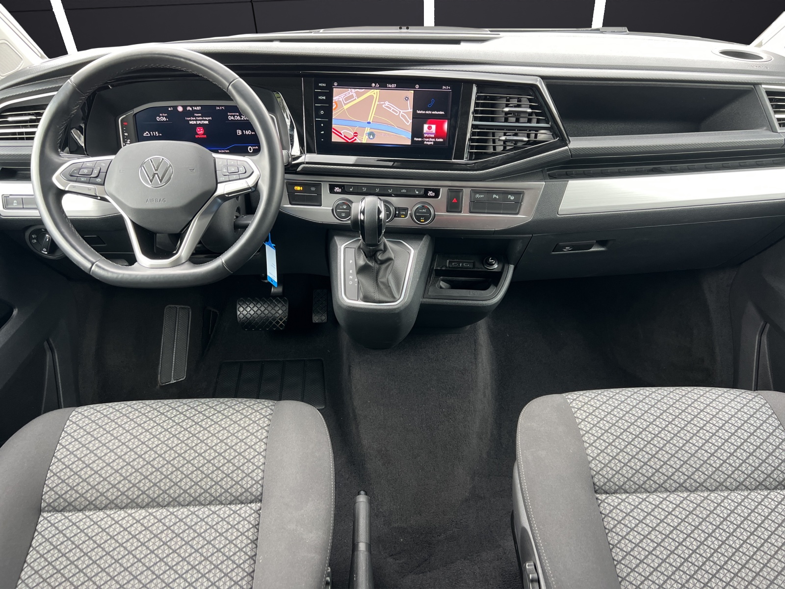 Fahrzeugabbildung Volkswagen T6 California T6.1 TDI Beach Tour Edition DSG LED Navi ACC 4M AHK RFK Stdhzg. SH