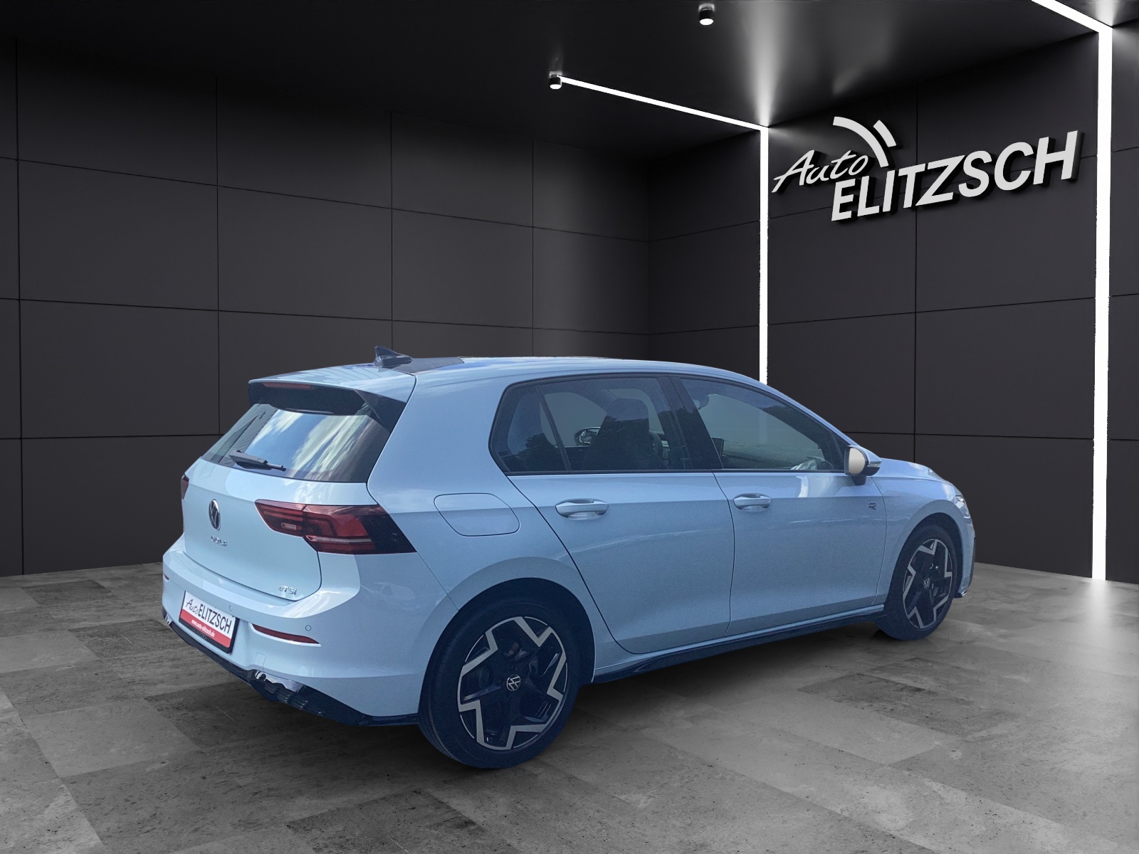 Fahrzeugabbildung Volkswagen Golf 1.5 eTSI DSG R-Line LED DAB ACC