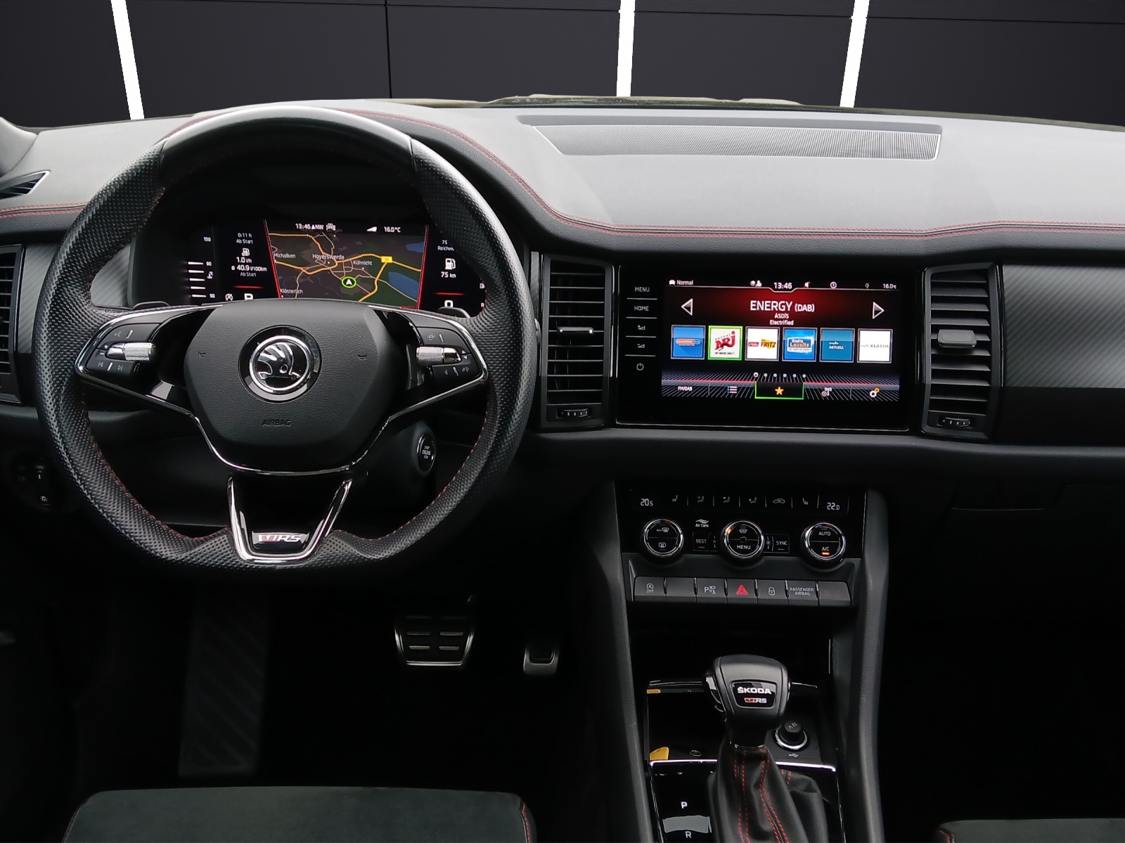 Fahrzeugabbildung SKODA Kodiaq RS 4x4 Matrix Navi AID GRA RFK SHZ 20