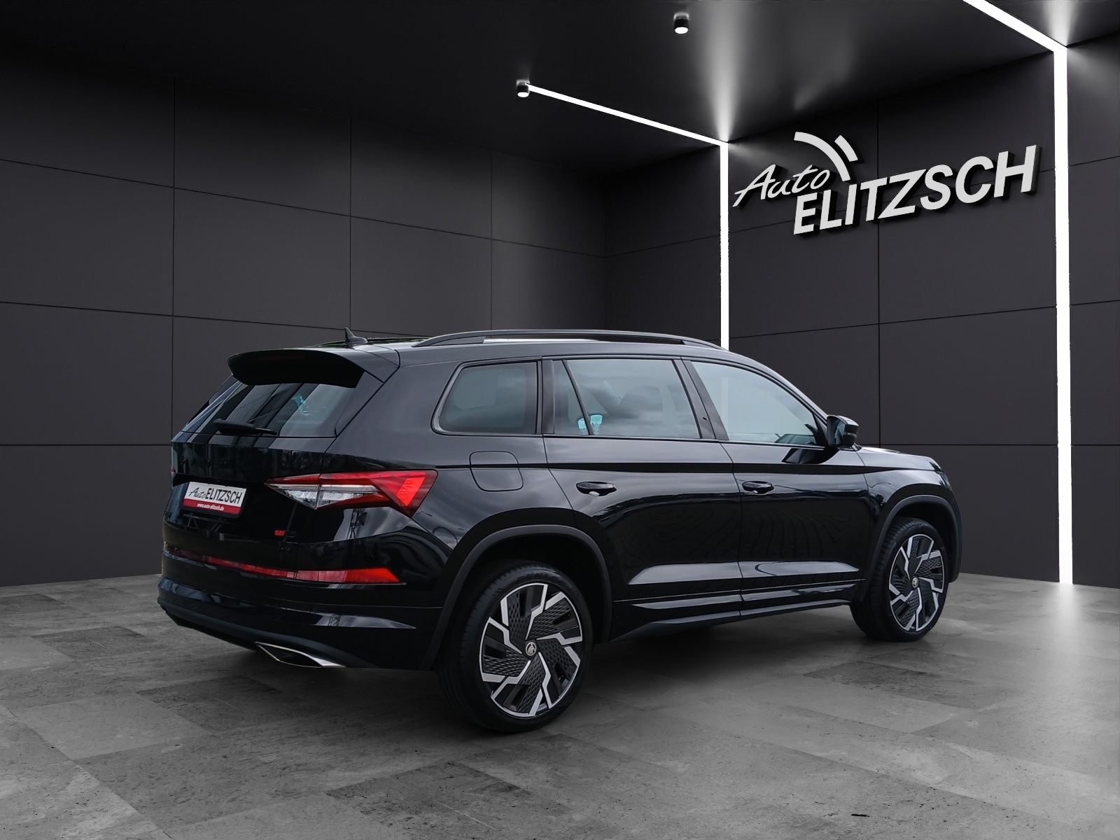 Fahrzeugabbildung SKODA Kodiaq RS 4x4 Matrix Navi AID GRA RFK SHZ 20