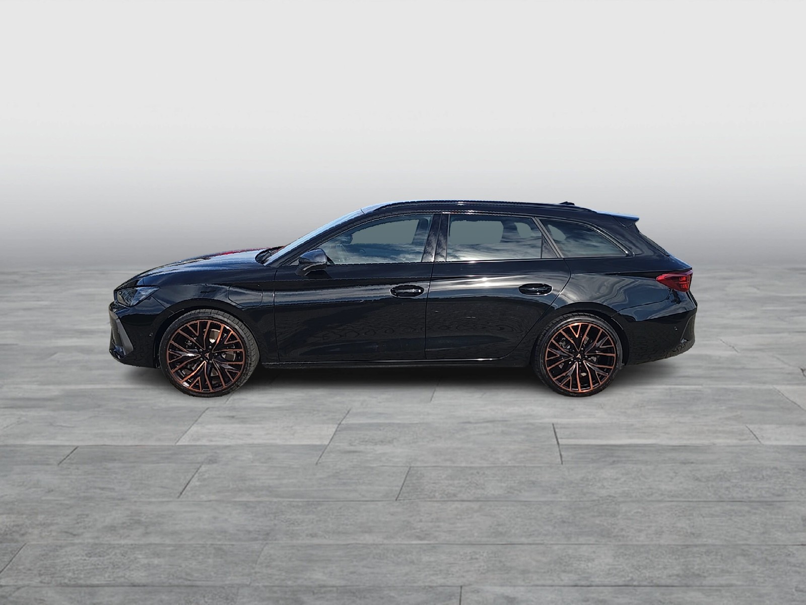 Fahrzeugabbildung CUPRA Leon Sportstourer 1.5 e-Hybrid 200 kW VZ AHZ MATRIX RFK SH