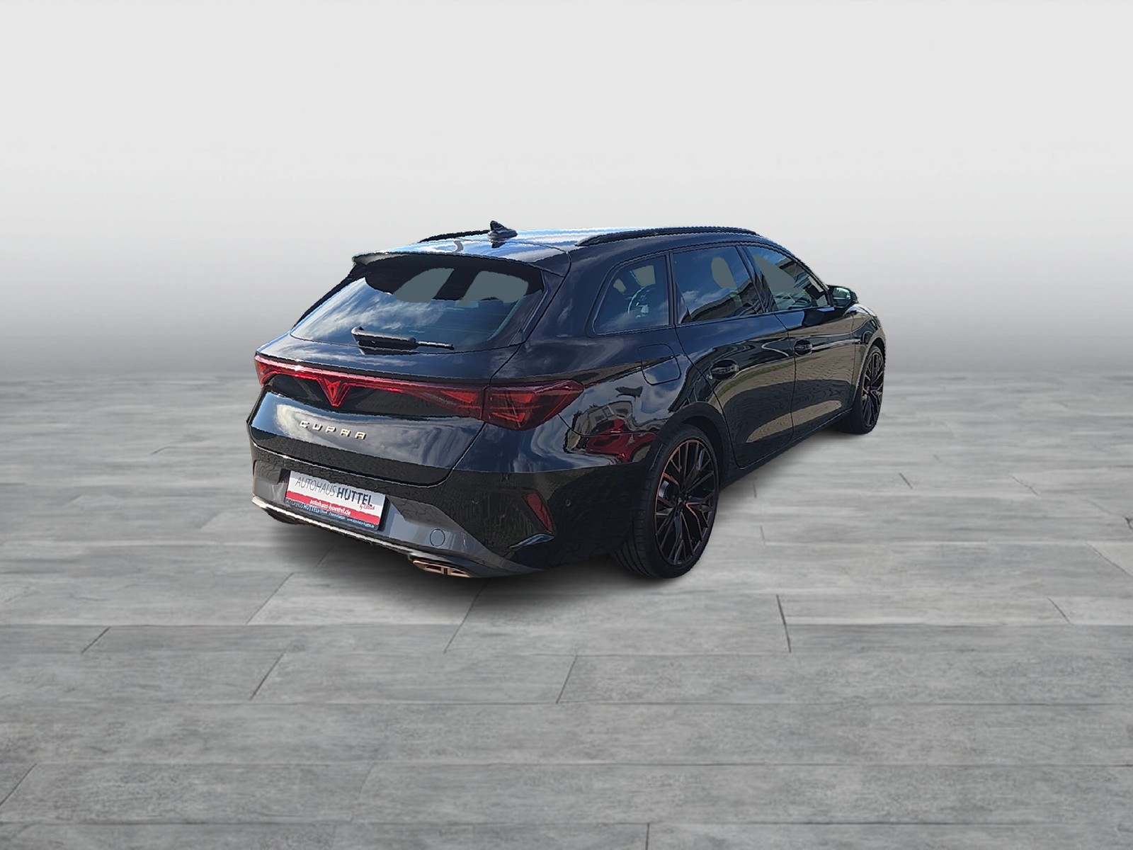 Fahrzeugabbildung CUPRA Leon Sportstourer 1.5 e-Hybrid 200 kW VZ AHZ MATRIX RFK SH