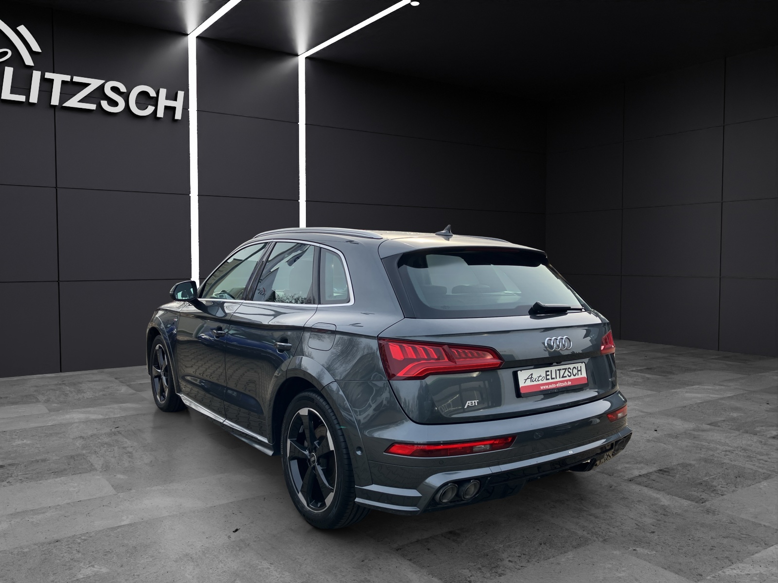 Fahrzeugabbildung Audi Q5 50 TFSI e Q sport S line S tronic LUFT MATRIX AHK AVC HuD NAVI